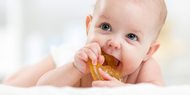 دليل المبتدئين لرعاية أسنان الرضيع
