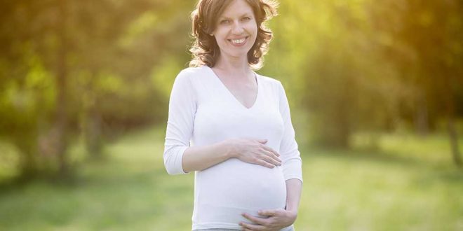 الثلث الثاني من الحمل: الأعراض وتغيرات الجسم والنظام الغذائي
