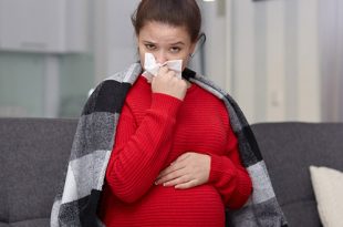 السعال والبرد أثناء الحمل: الأسباب والأعراض والعلاج