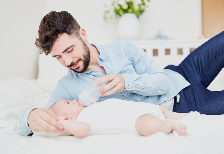 كيف ومتى يمكنك التوقف عن الرضاعة الطبيعية لطفلك