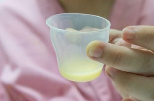 فوائد وأهمية حليب اللبأ أو الحليب الأول لطفلك الرضيع
