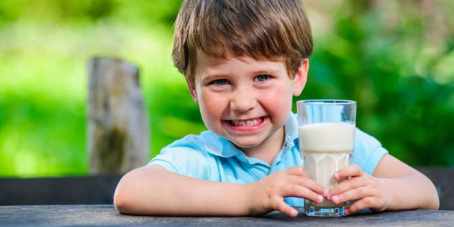 الحليب للأطفال - الأسباب والأنواع والفوائد