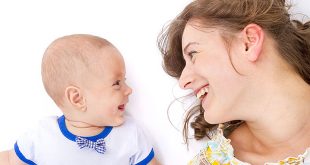 استخدام لغة الإشارة مع الطفل - طريقة للتواصل مع طفلك الرضيع