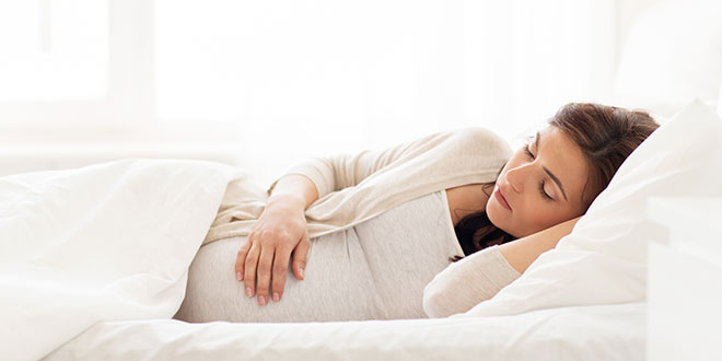الراحة في الفراش أثناء الحمل